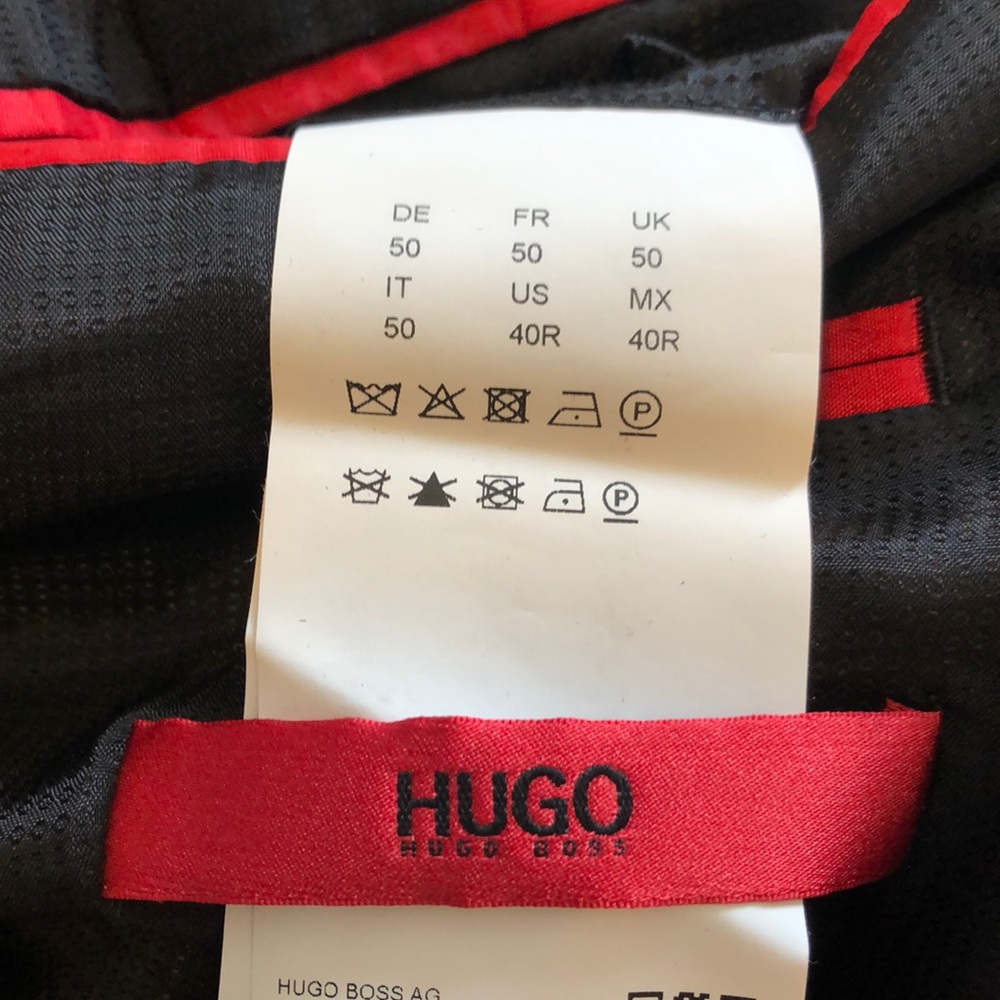 Hugo Boss 3-Piece Suit - Picture 8 of 8